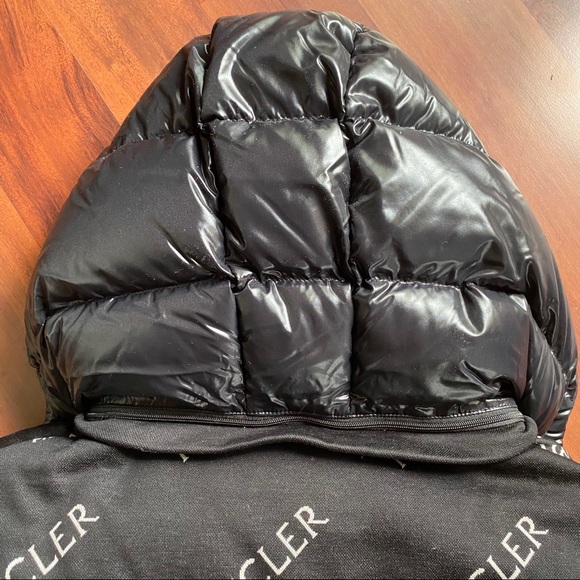 Moncler Caille Puffer Jacket